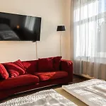 Apartmenthaus Rankestrasse 4 * Dresden