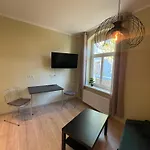 Daire Apartmenthaus Rankestrasse 4
