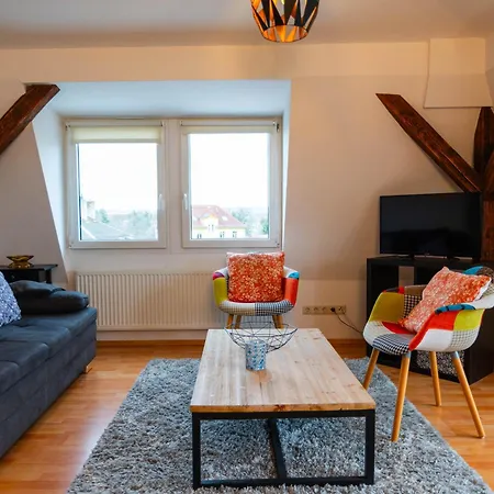Apartmenthaus Rankestrasse 4 *
