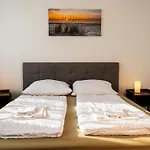 Apartmenthaus Rankestrasse 4 公寓 德累斯顿