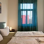 Apartmenthaus Rankestrasse 4 公寓 *