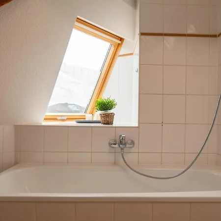 Apartmenthaus Rankestrasse 4 דירה *