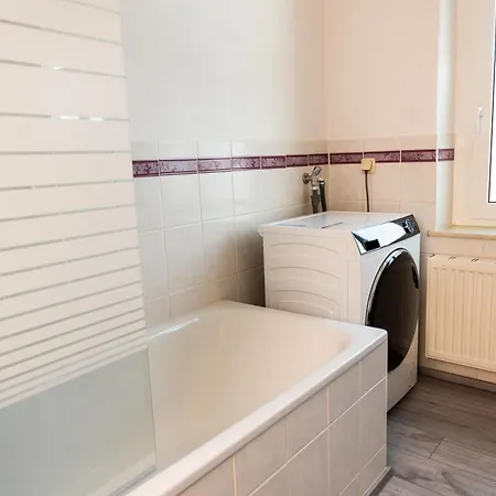Apartmenthaus Rankestrasse 4 דירה *
