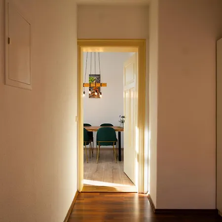 아파트 Apartmenthaus Rankestrasse 4 드레스덴