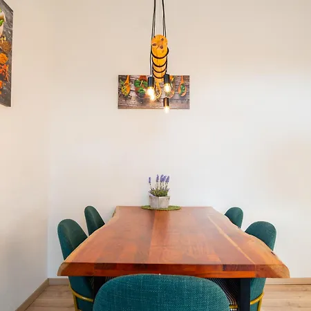 아파트 Apartmenthaus Rankestrasse 4 *