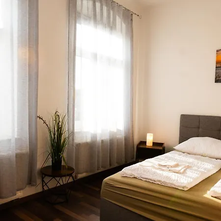 Apartmenthaus Rankestrasse 4 아파트
