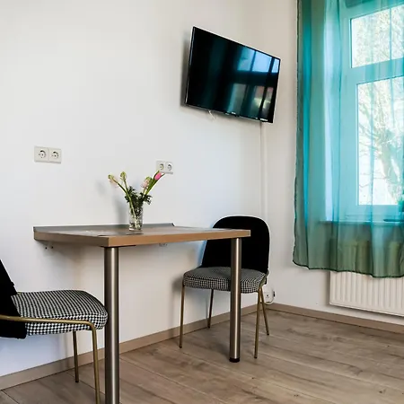 Apartmenthaus Rankestrasse 4 Διαμέρισμα *