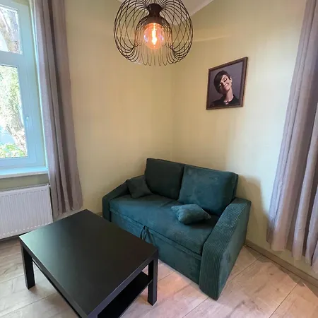 Apartmenthaus Rankestrasse 4 *