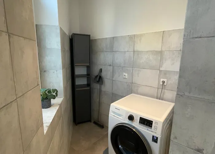 Apartmenthaus Rankestrasse 4 德累斯顿